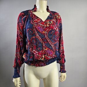 Venus xs top R7